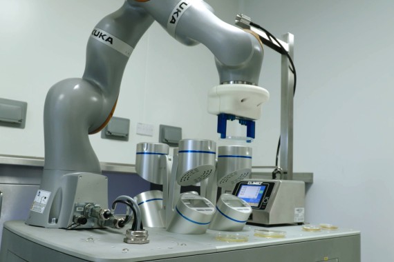 Fully autonomous robot for environmmental monitoring in Pharma manufacturing facilities